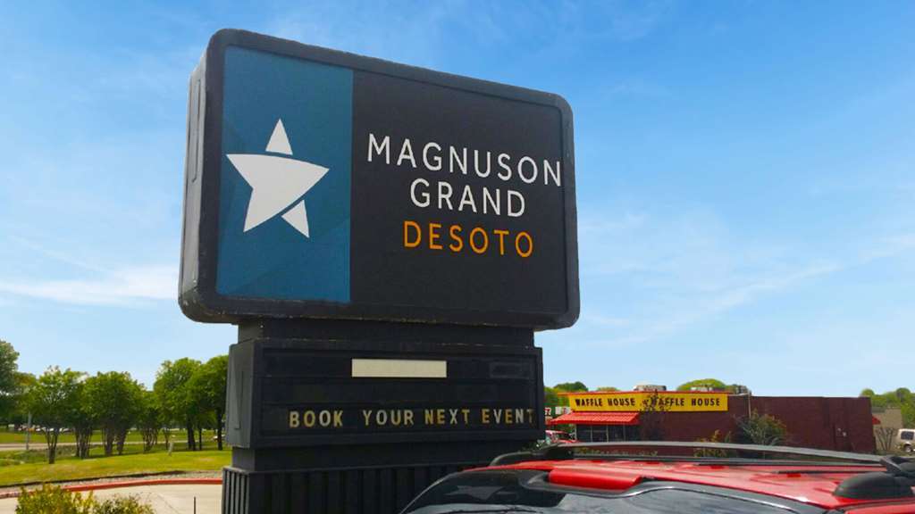 Hotel Magnuson Grand Desoto Exteriér fotografie